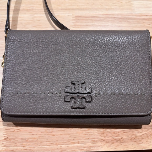 Tory Burch McGraw Flat Wallet Crossbody - Picture 2 of 9